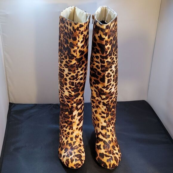BRAND NEW ASHRO LEOPARD PRINT LOW HEEL BOOTS - Picture 3 of 15